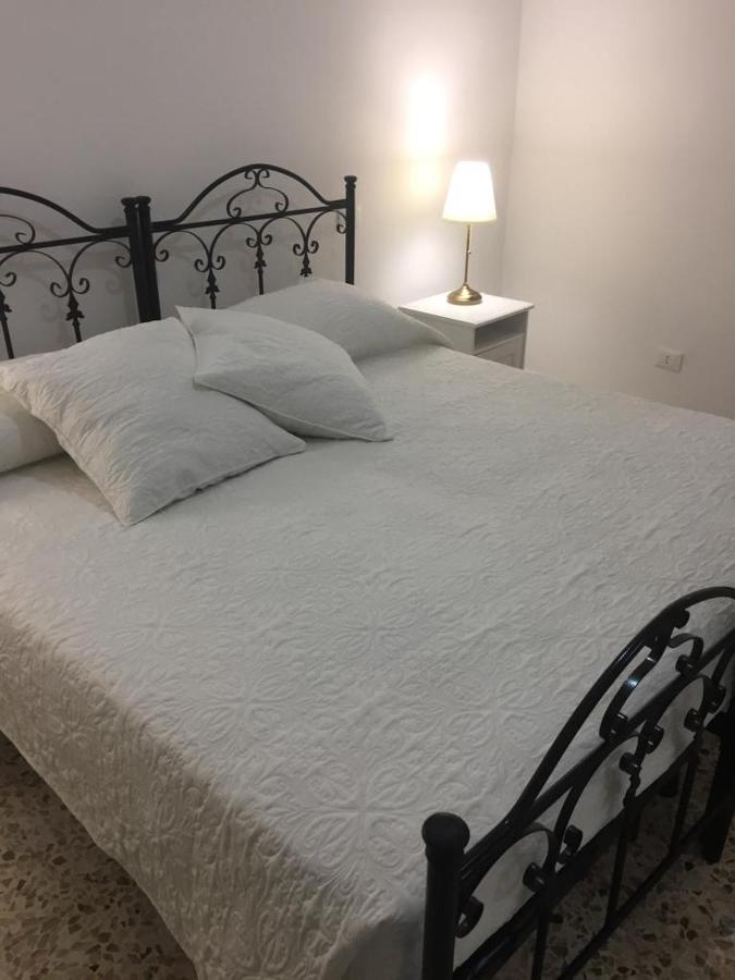 Hotel Villino Donna Rita à Lecce Extérieur photo