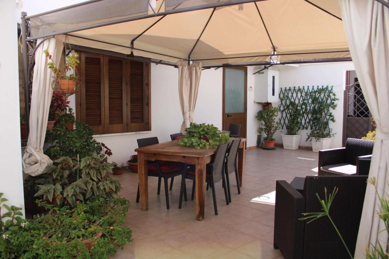 Hotel Villino Donna Rita à Lecce Extérieur photo